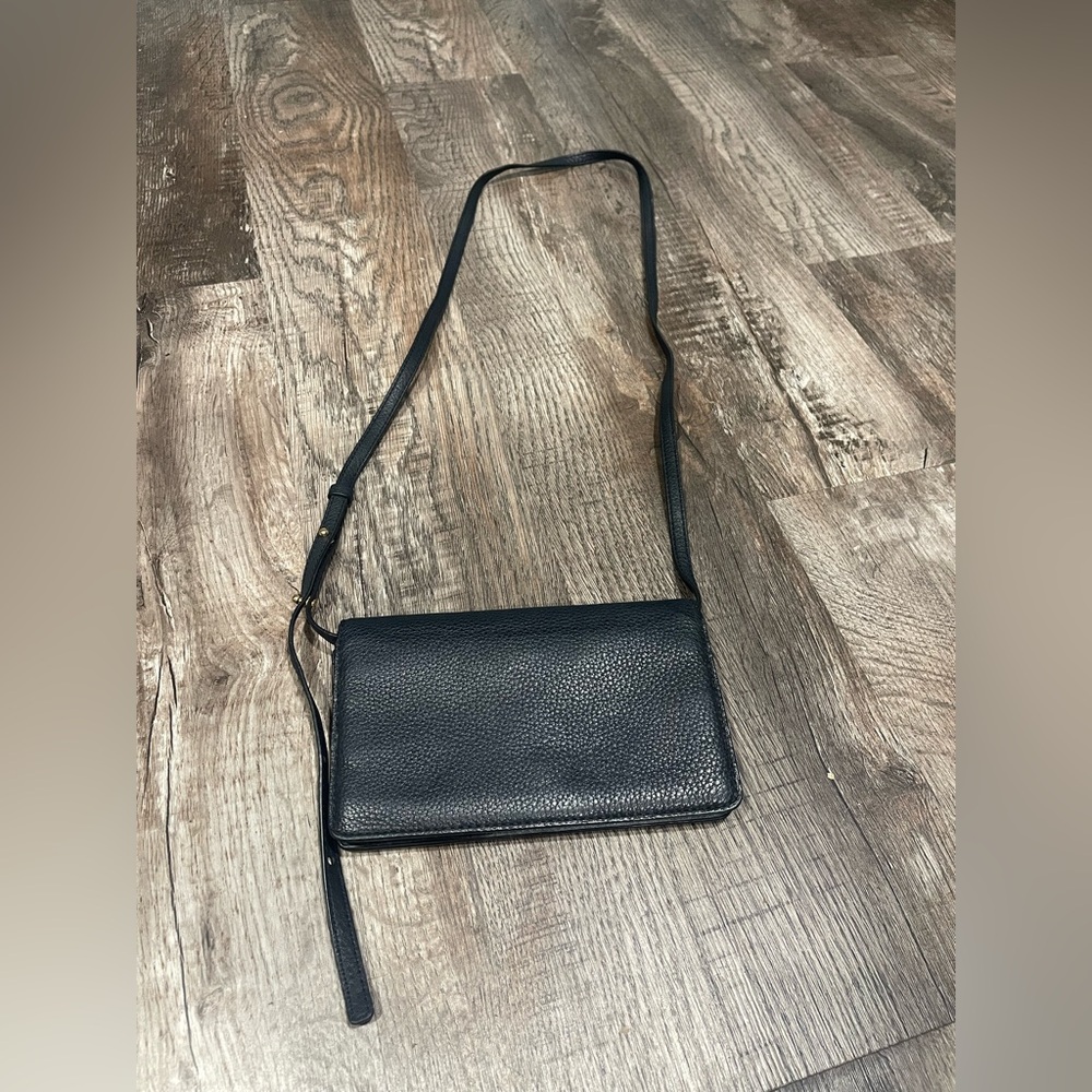 Marc Jacobs Black Leather Crossbody Bag - Picture 2 of 8